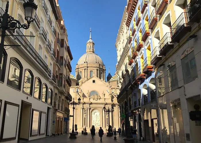 Balcon A La Basilica Del Pilar