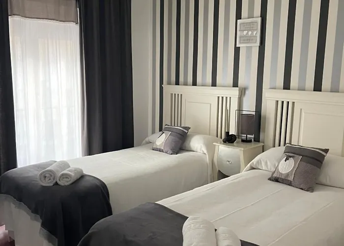 Balcon A La Basilica Del Pilar Lägenhet